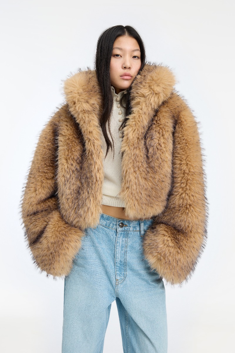 Faux Fur Crop Jacket Beige