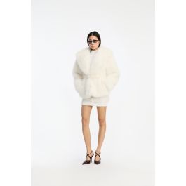 rotate_1147542344_white_faux_f